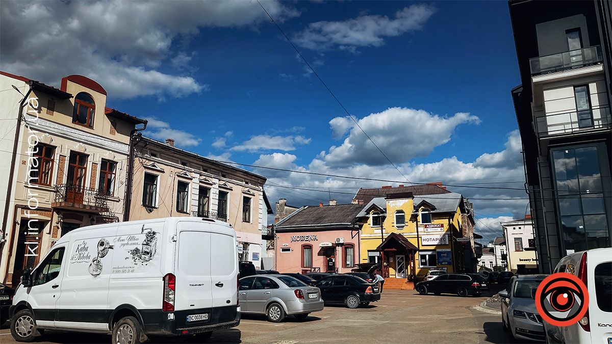 Пл. Старий ринок. червень 2024 року