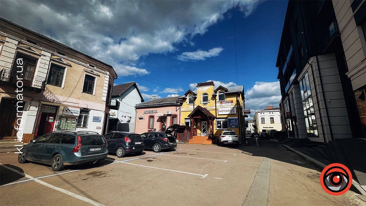 Пл. Старий ринок. червень 2024 року