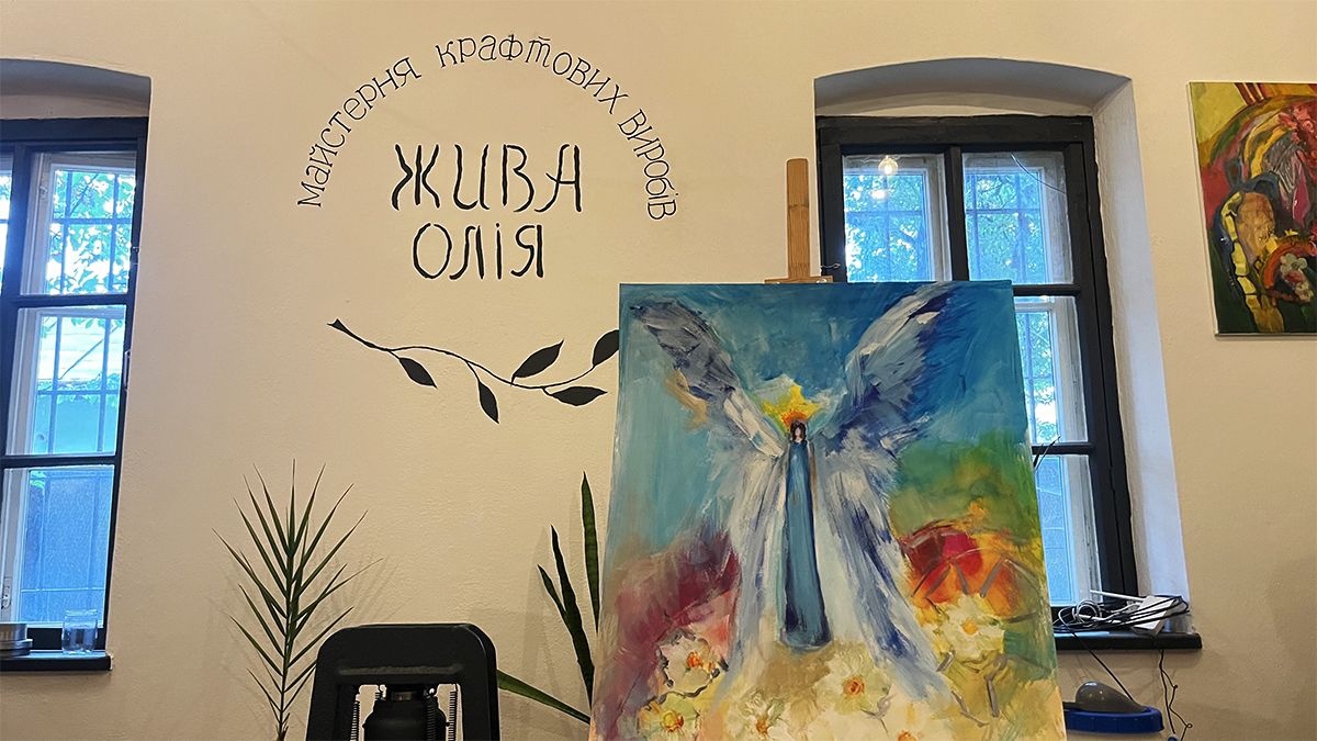 У Коломиї відкрилася майстерня крафтових виробів "Жива олія" | Мешканців міста кличуть на майстеркласи 8