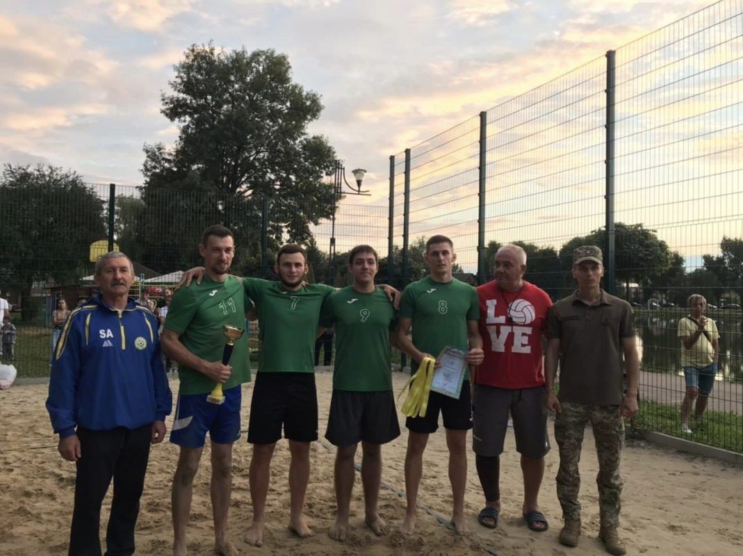 В Коломиї пройшов традиційний турнір з паркового волейболу 4