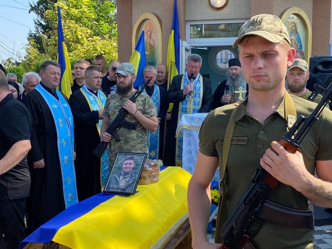 Городенка зустріла полеглого Героя Олександра Поповича 4