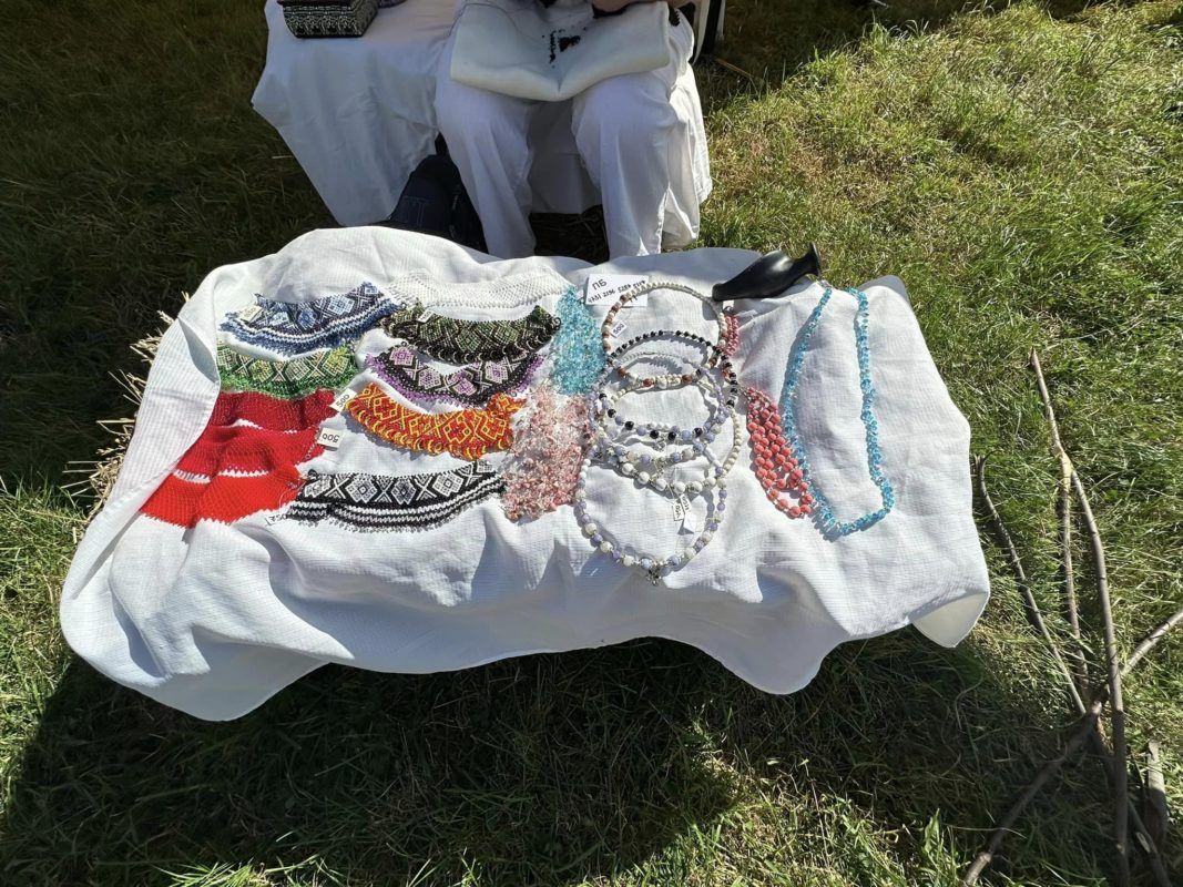 На Надвірнянщині відбувся благодійний фестиваль у стилі середньовіччя для допомоги ЗСУ 2