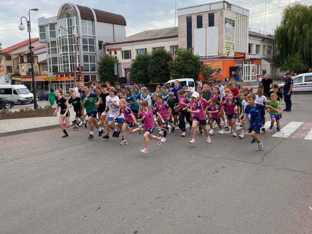 В Городенці відбувся забіг "Шаную воїнів, біжу за Героїв України" 1