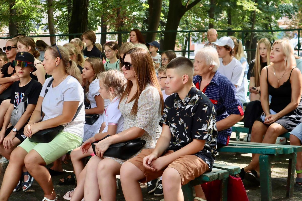 62 дітей захисників з Коломийської ТГ отримали сертифікати на канцтовари 2