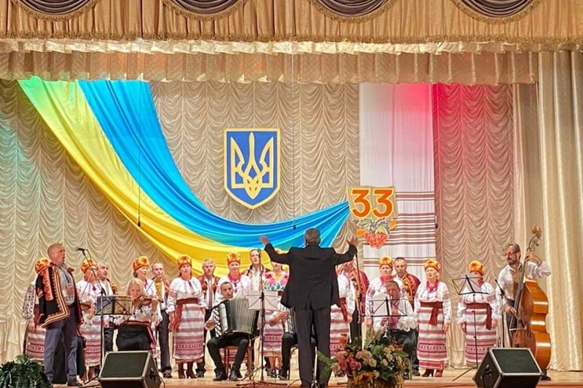 Посмертні нагороди Героям та патріотичний концерт: як Городенка відзначила День Незалежності | ФОТО 13