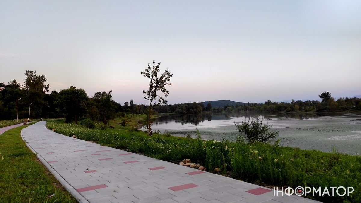 Передгірські надвечірні краєвиди з Шевченківського озера в Коломиї | ФОТО 2