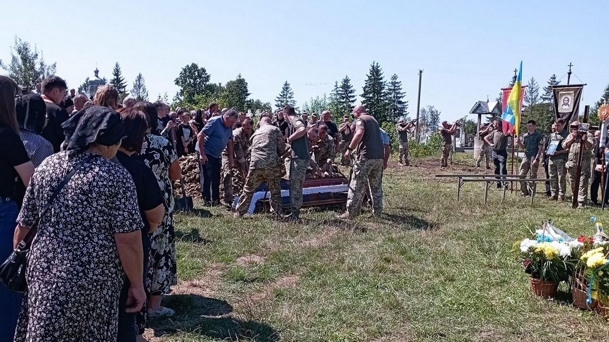 Коломийщина прощалась із загиблим захисником Іваном Гритчуком 5