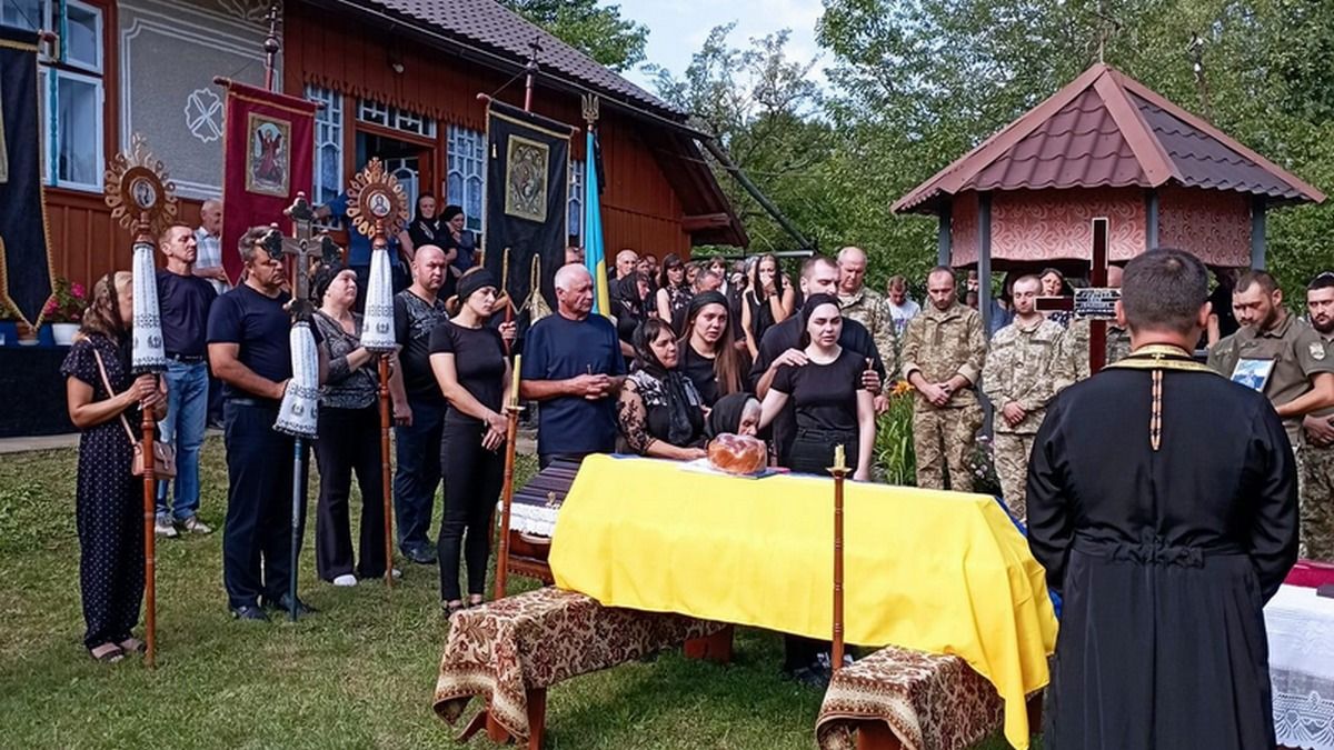 Коломийщина прощалась із загиблим захисником Іваном Гритчуком 1