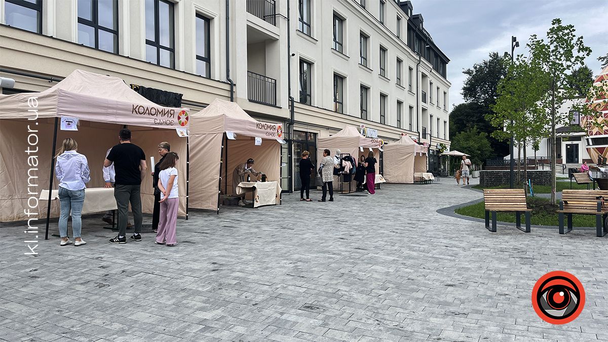 Коломия крафтова: на площі перед Музеєм писанкового розпису стартував ярмарок місцевих виробників 15