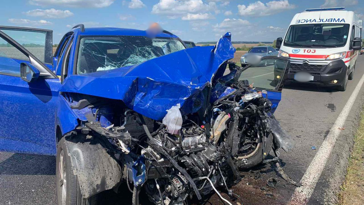 Моторошна ДТП у Підгайчиках. Є травмовані 3