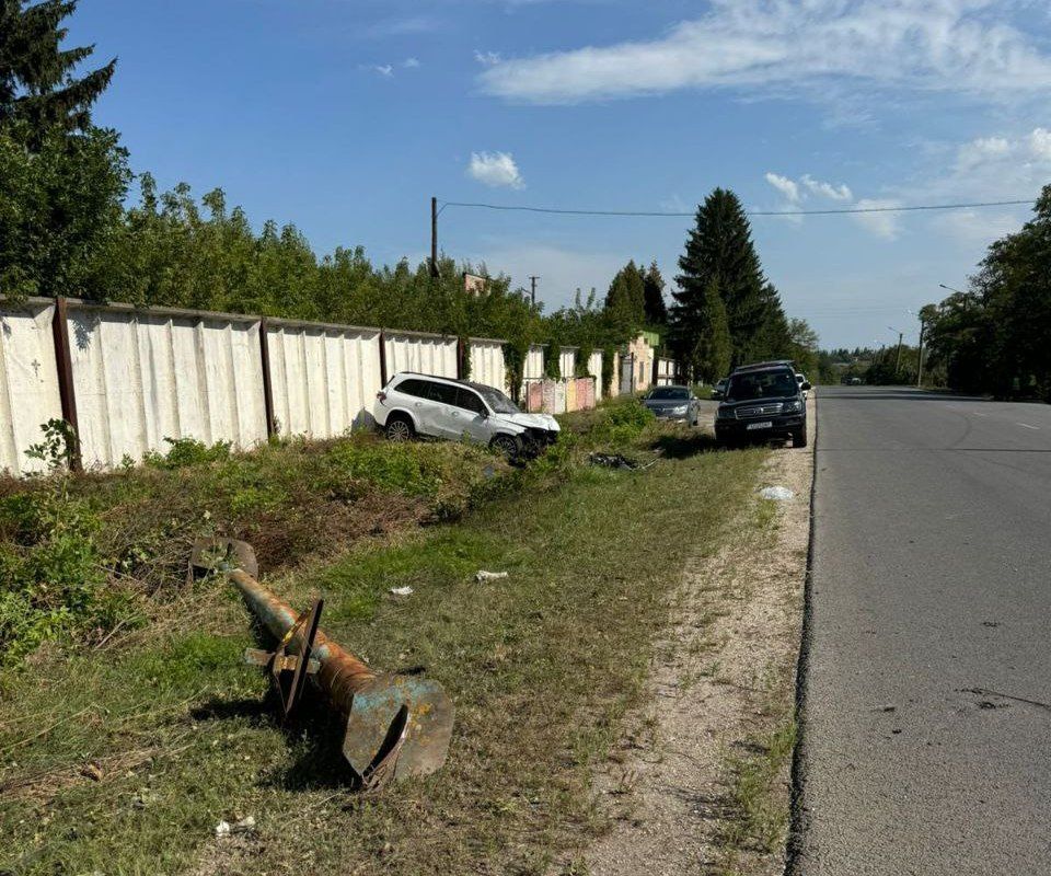 Під Городенкою у ДТП потрапив президент ФК "Інгулець" Олександр Поворознюк 1