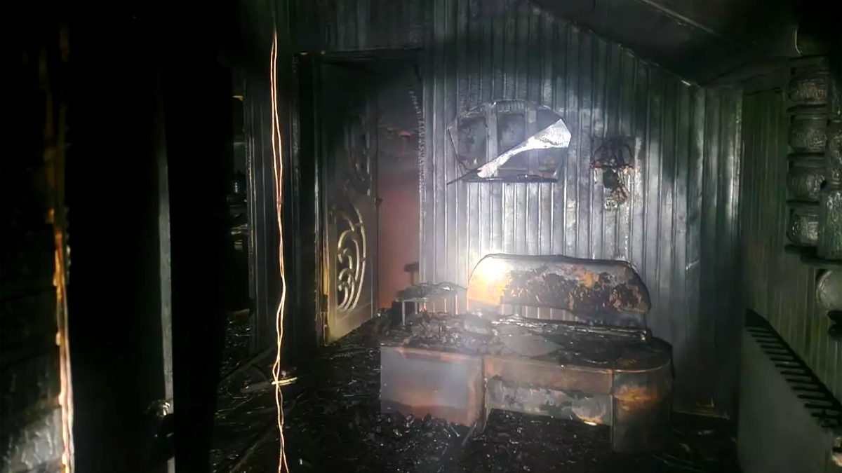 Під час гасіння пожежі на Надвірнянщині рятувальники виявили тіло чоловіка