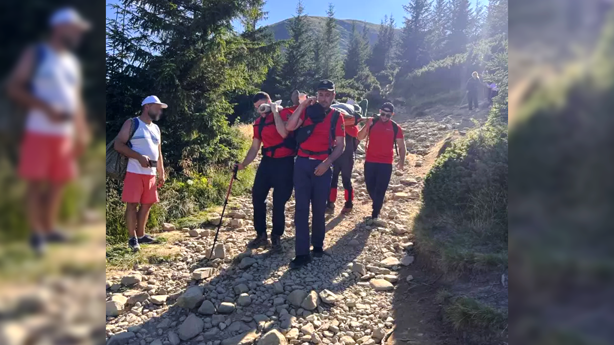 Жителька Молдови під час спуску з Говерли травмувала ногу 2