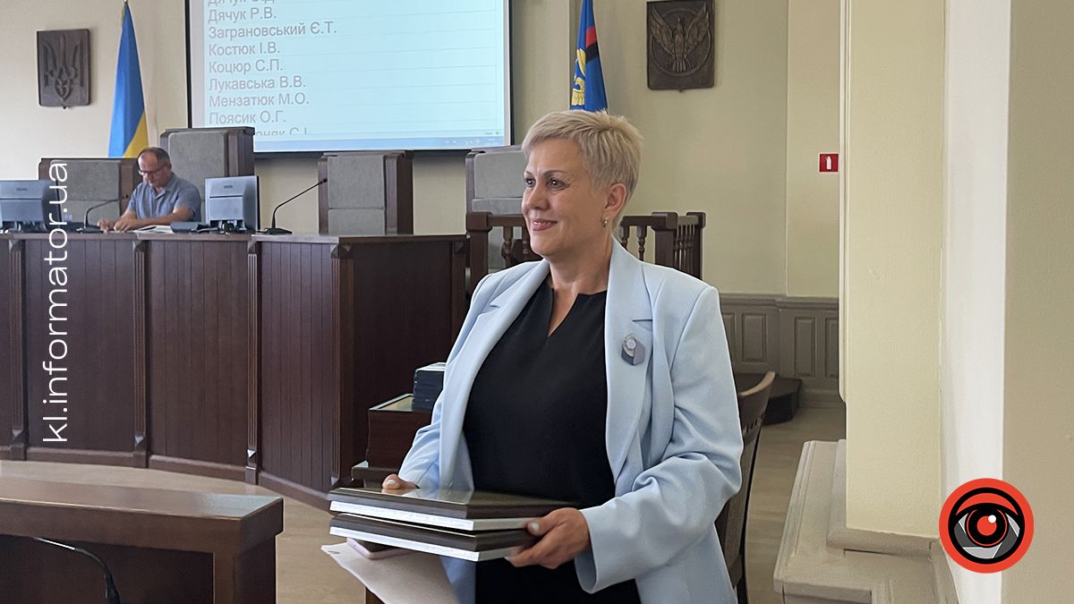 Кращих учнів Коломиї нагородили на сесії міськради 15