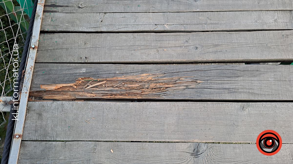 Який стан Стрітенського моста через 3,5 роки після відкриття? 5