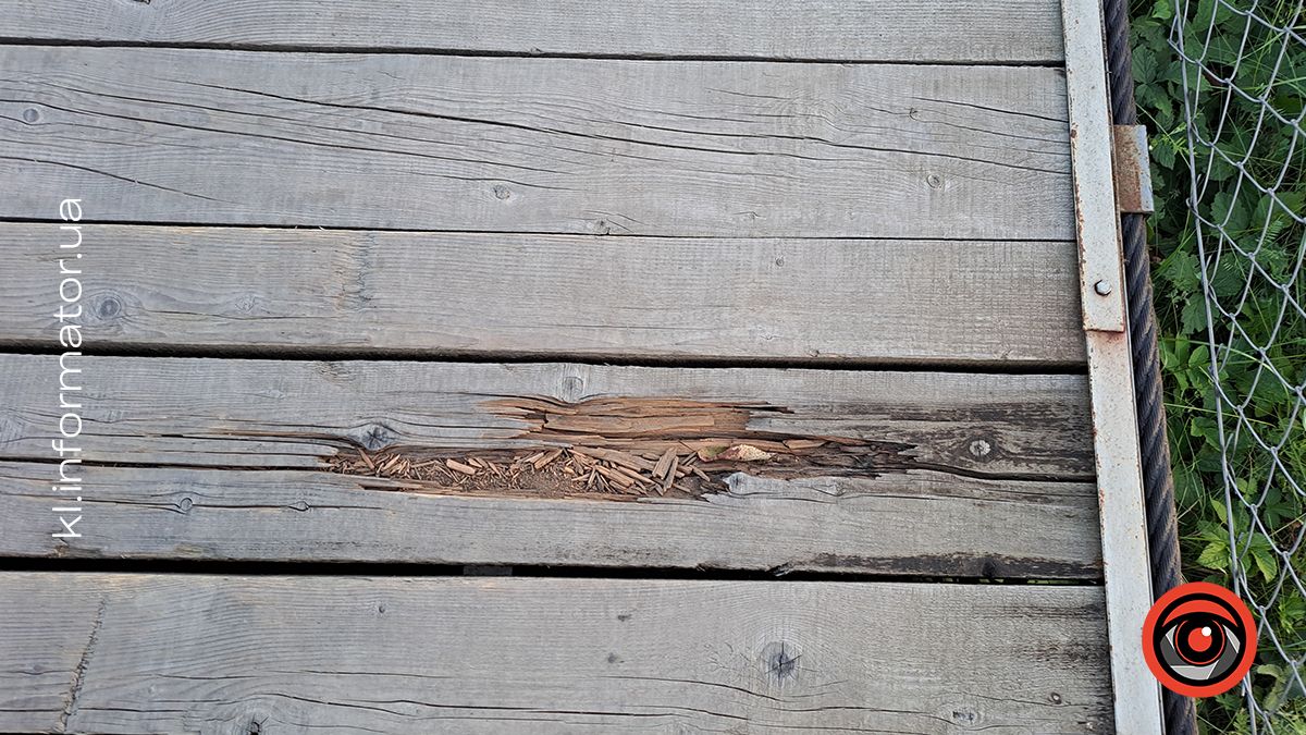 Який стан Стрітенського моста через 3,5 роки після відкриття? 9