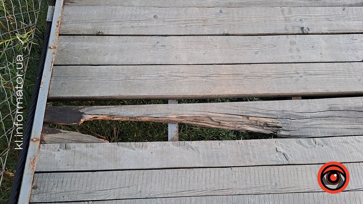 Який стан Стрітенського моста через 3,5 роки після відкриття? 3