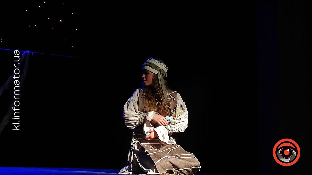 Видовищна прем'єра у Коломиї: вистава "Про що співає козак Мамай" | ВІДЕО 5