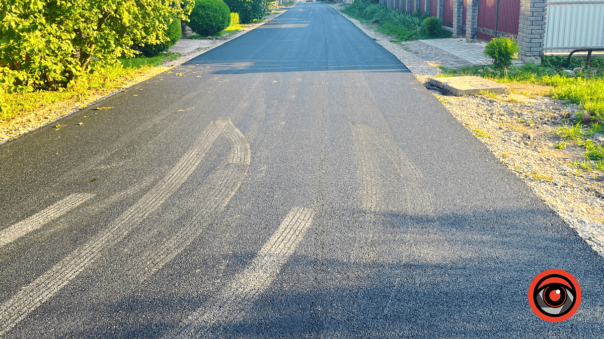 Сезон асфальтування: у Коломиї відремонтували вулиці Веделя та Бортнянського. Що на черзі? 2