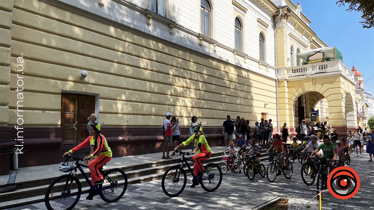 Перший у Коломиї велозаїзд "Їду за воїна - шаную памʼять". ФОТО 6