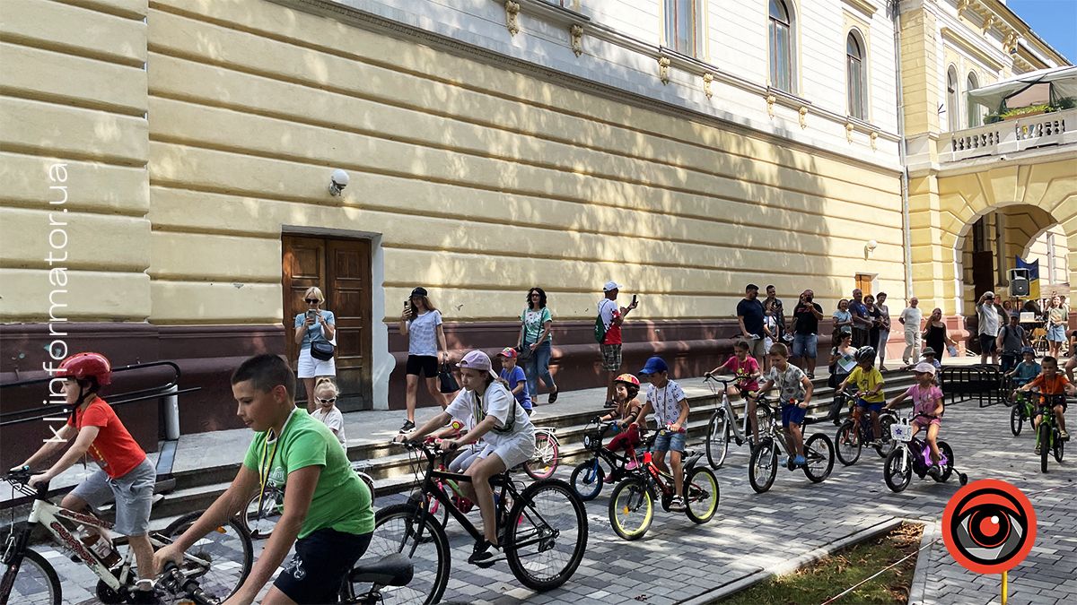 Перший у Коломиї велозаїзд "Їду за воїна - шаную памʼять". ФОТО 7