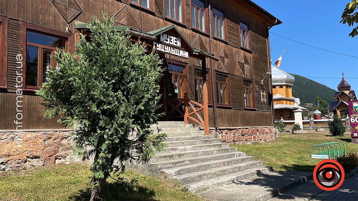 Уламок метеориту можна побачити у Верховині 1