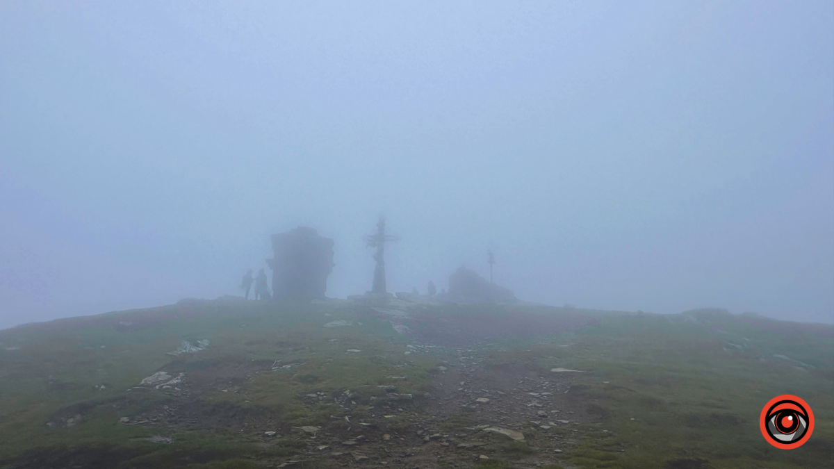 Магія туманних Карпат: фоторепортаж з Чорногори 12