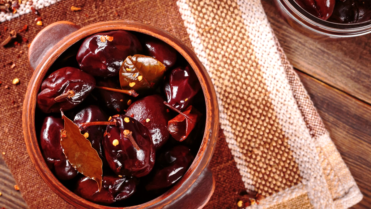 Від соуса до десертів: смачні рецепти зі слив 2