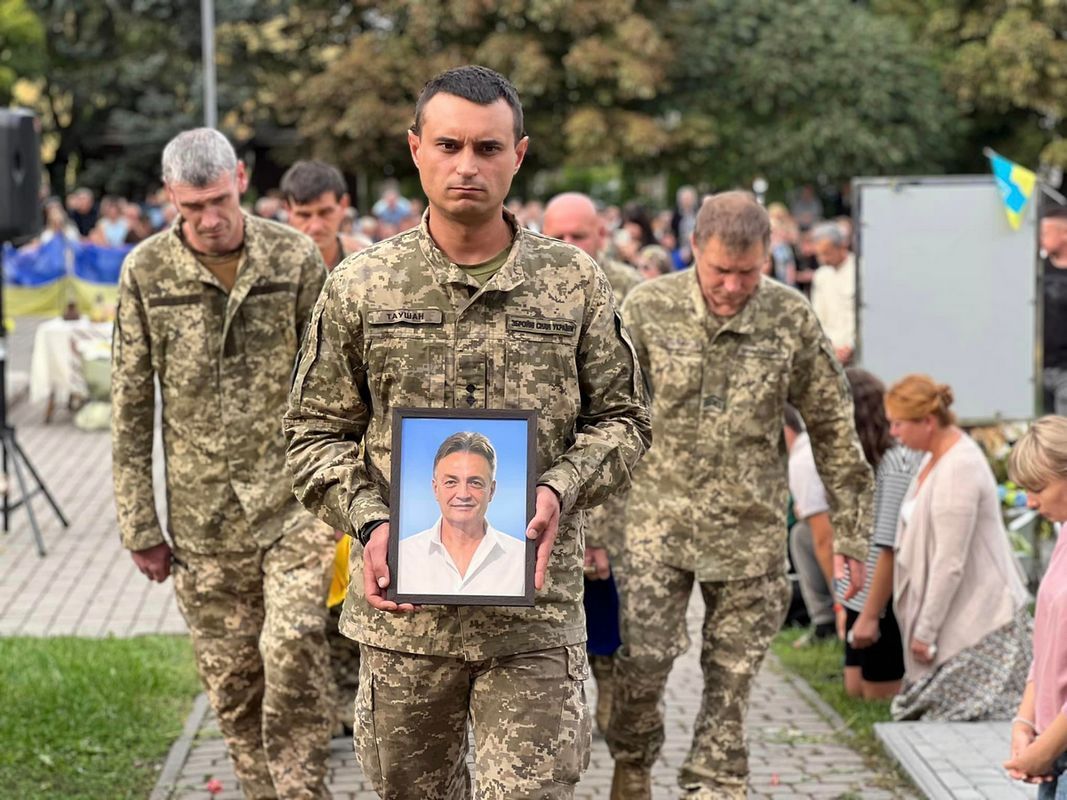 Сьогодні у Голоскові проведуть в останню путь "Едельвейса" Василя Романюка 1