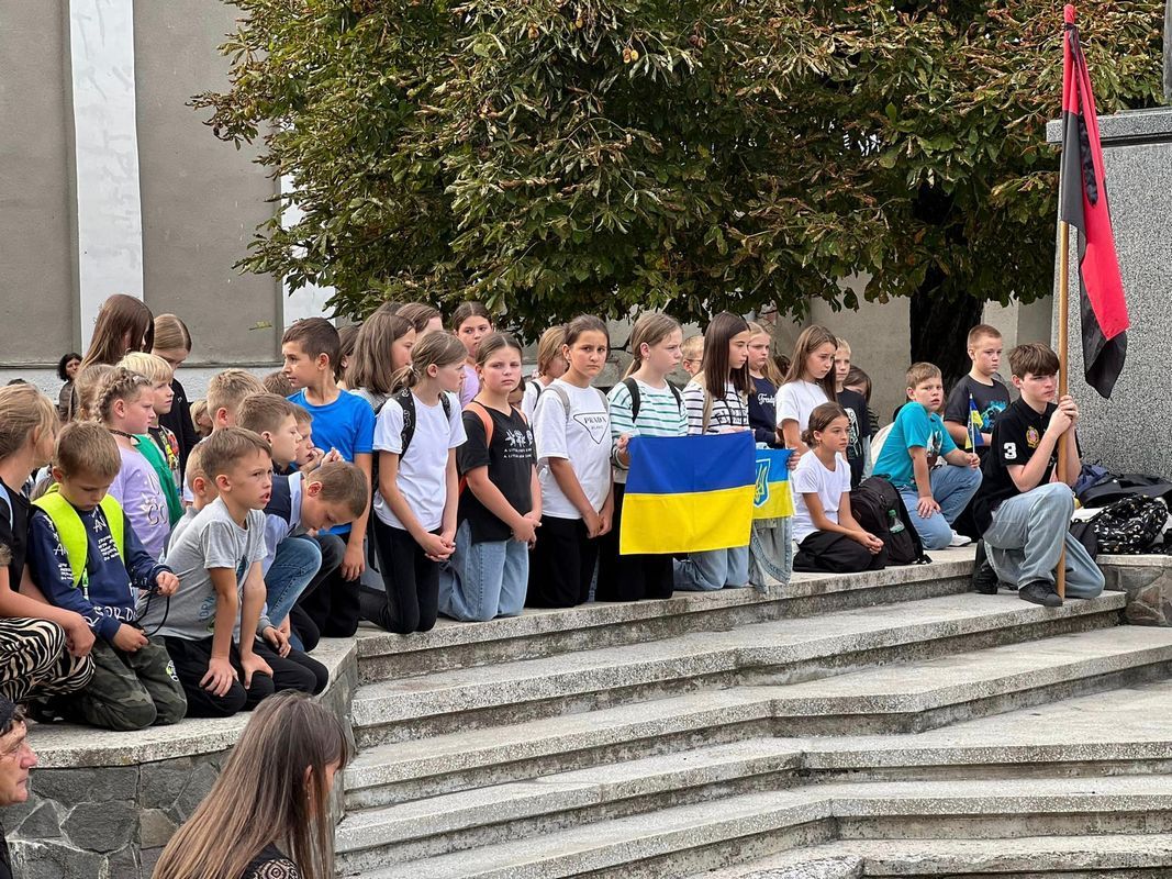 Сьогодні у Голоскові проведуть в останню путь "Едельвейса" Василя Романюка 2