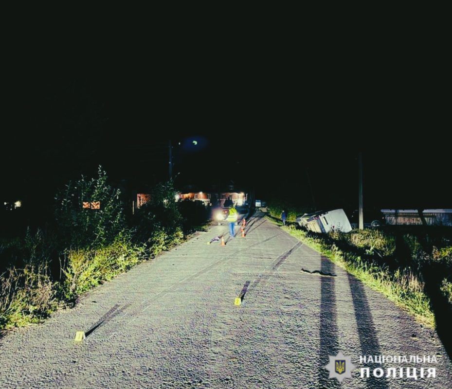 ДТП із загиблим: на Косівщині водій мікроавтобуса наїхав на пішохода 1