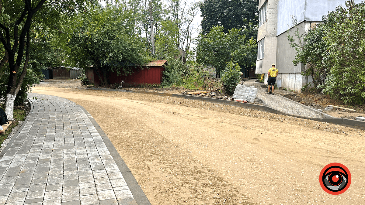 У мікрорайоні Богуна розпочали ремонт міжквартальних проїздів за 4 млн грн 2