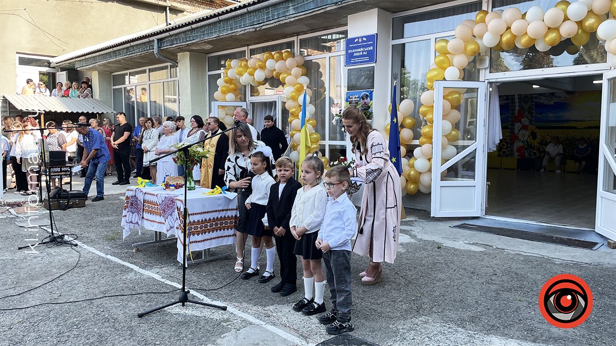 60-ий перший дзвоник: У Коломийському ліцеї №2 пройшла ювілейна урочиста лінійка 8