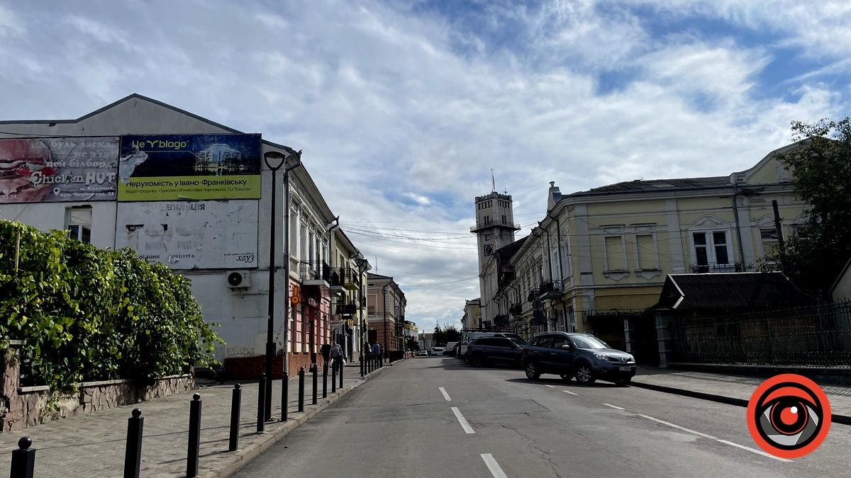 Дивовижне небо та ще трішки сонця: вересневе середмістя Коломиї. Фоторепортаж 6