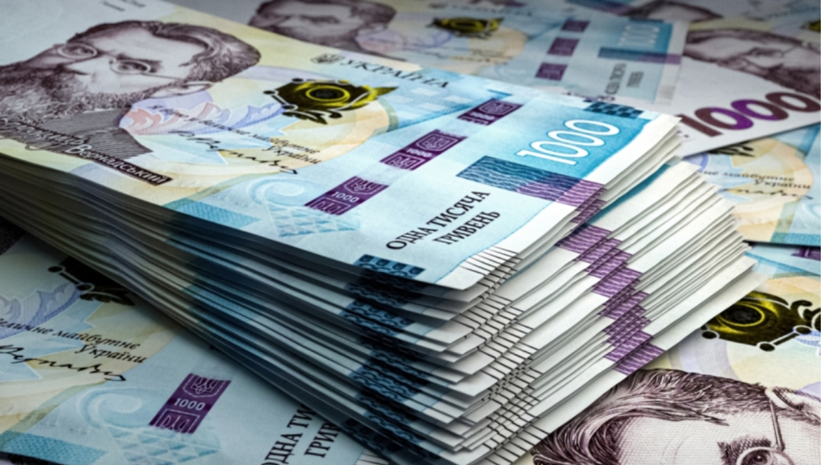 Мешканка Надвірнянщини повірила аферистам й втратила 270 тисяч