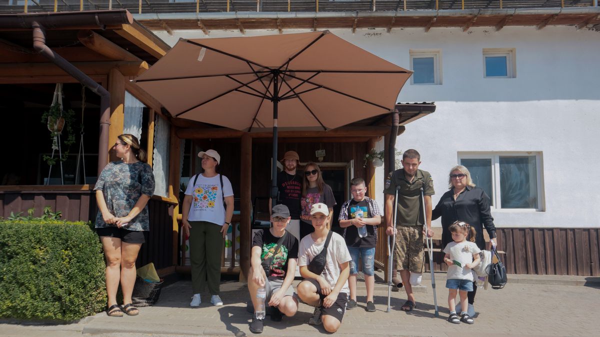 Кінні прогулянки як терапія від війни: ГО "Сила громади" організувала цінне дозвілля для сімей захисників 15