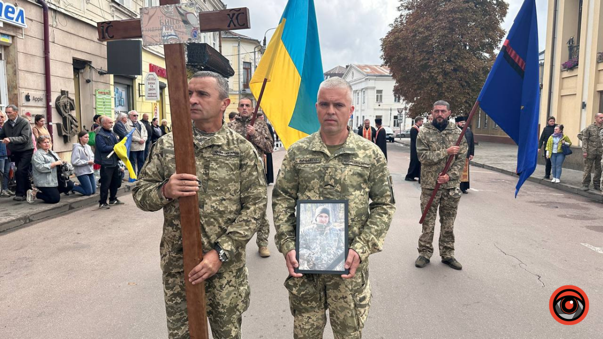 В Коломиї в останню путь провели Героя Андрія Биця 4