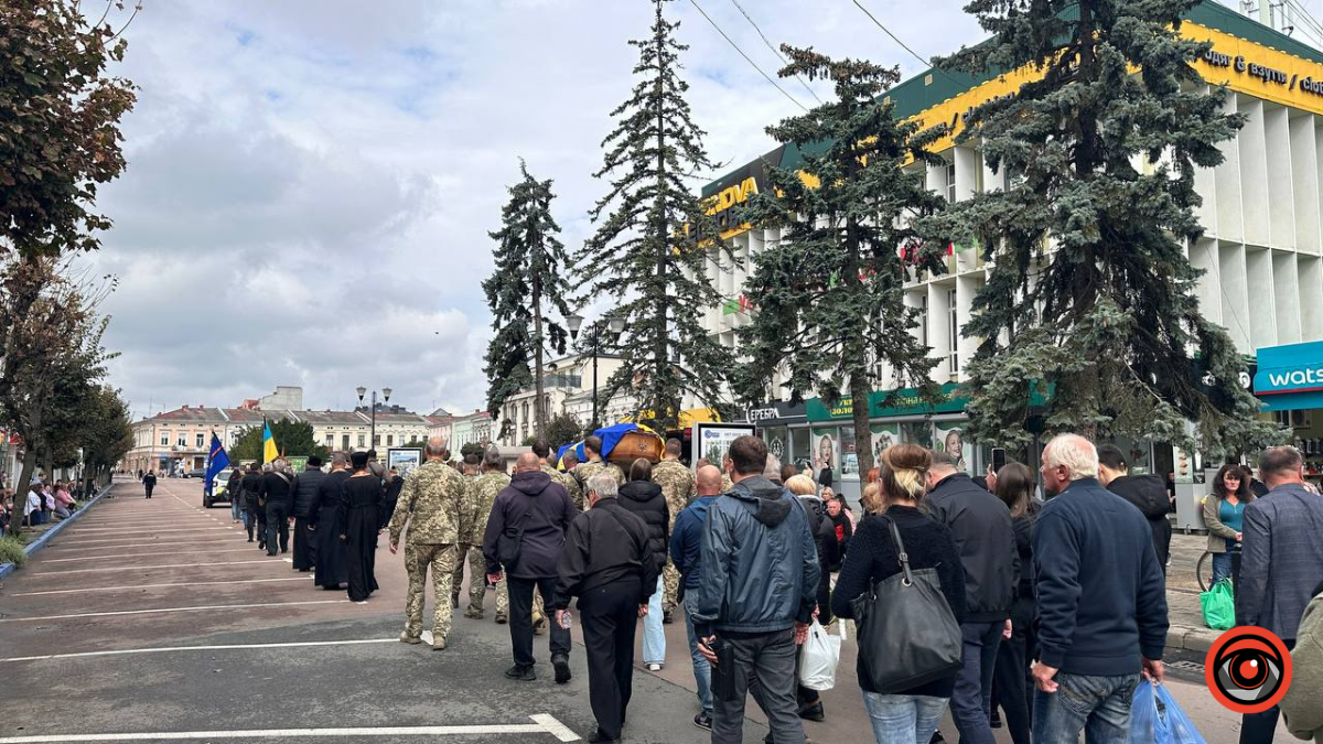 В Коломиї в останню путь провели Героя Андрія Биця 7