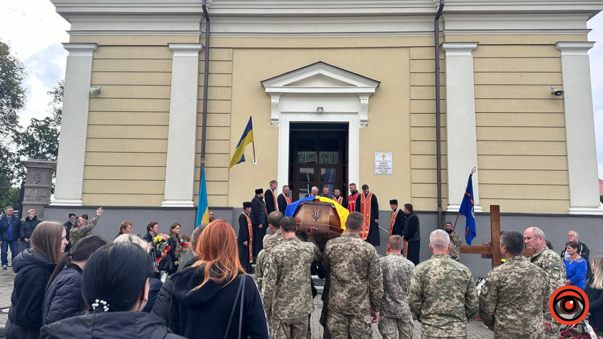 В Коломиї в останню путь провели Героя Андрія Биця 8