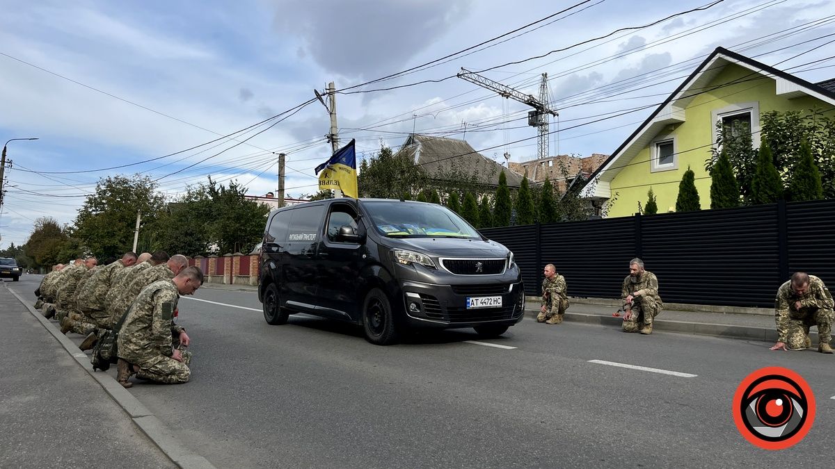 У Коломиї прощалися з "Едельвейсом" Василем Романюком 1