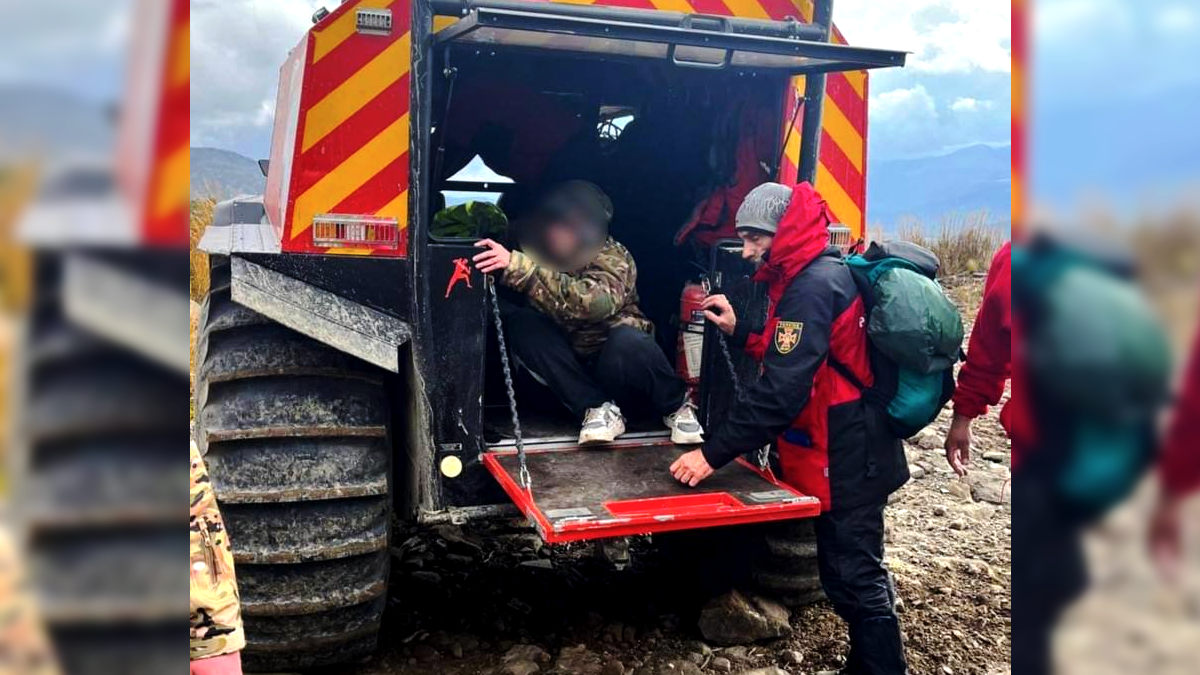 У Карпатах туристка потребувала допомоги рятувальників 1