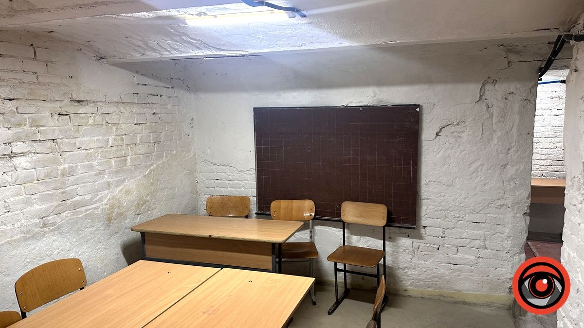 Який стан укриття гімназії імені М.Грушевського в Коломиї 10