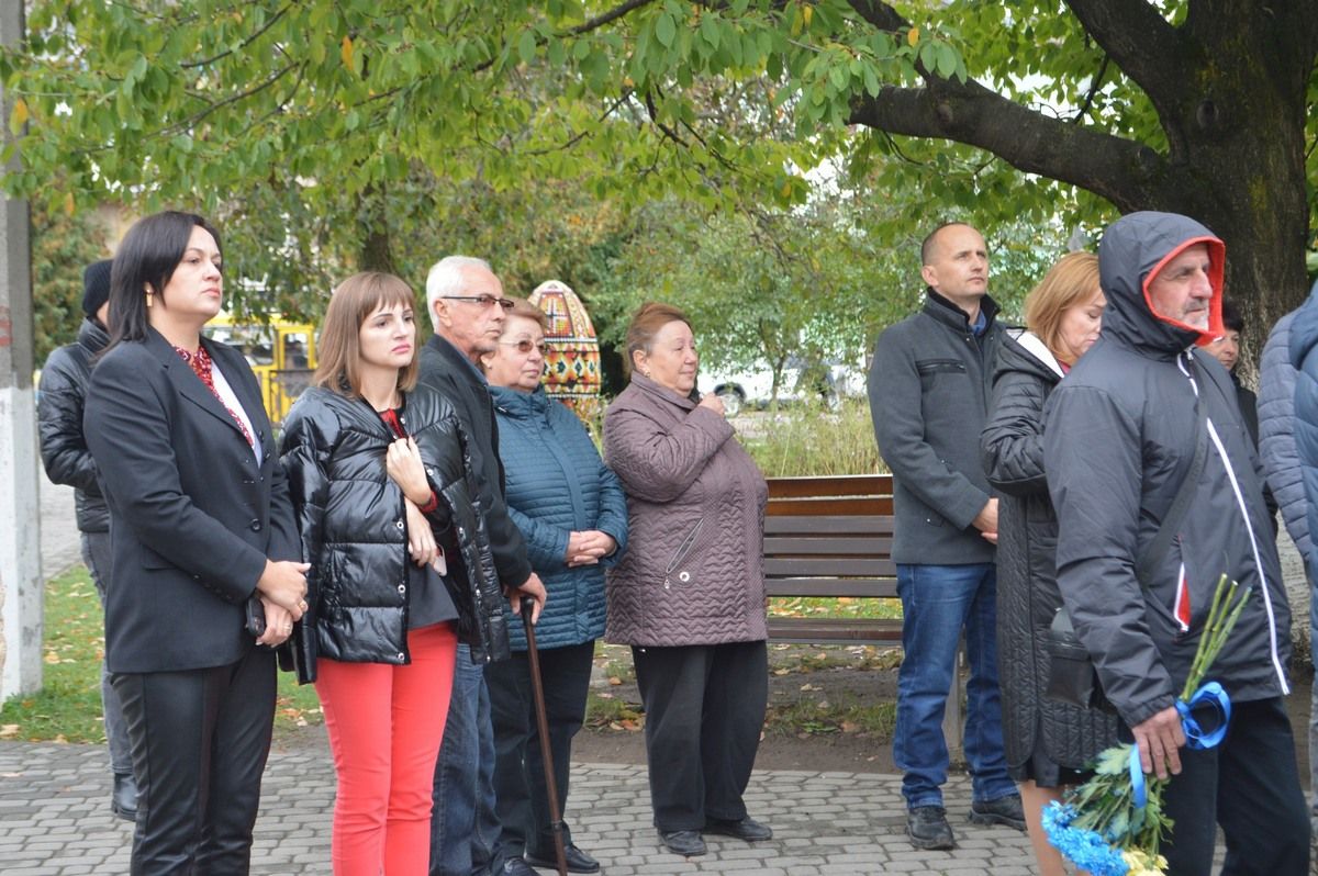 П'ятьом Героям відкрили пам'ятні дошки у школах Коломиї 10