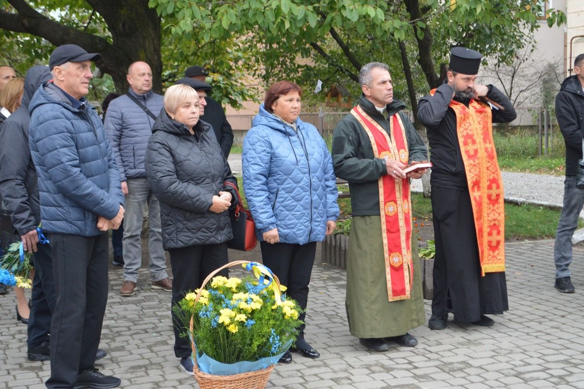 П'ятьом Героям відкрили пам'ятні дошки у школах Коломиї 11