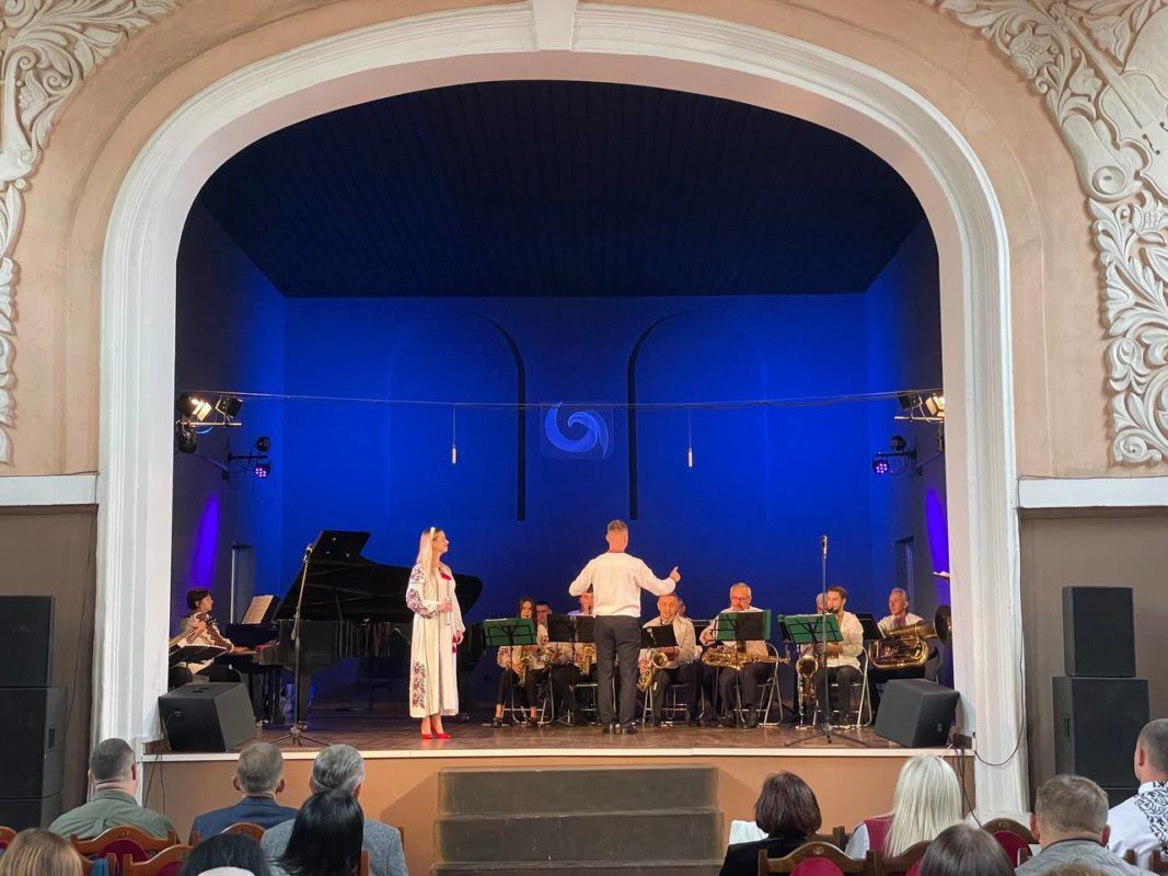 В Коломиї урочисто відзначили День вчителя та нагородили кращих освітян 3