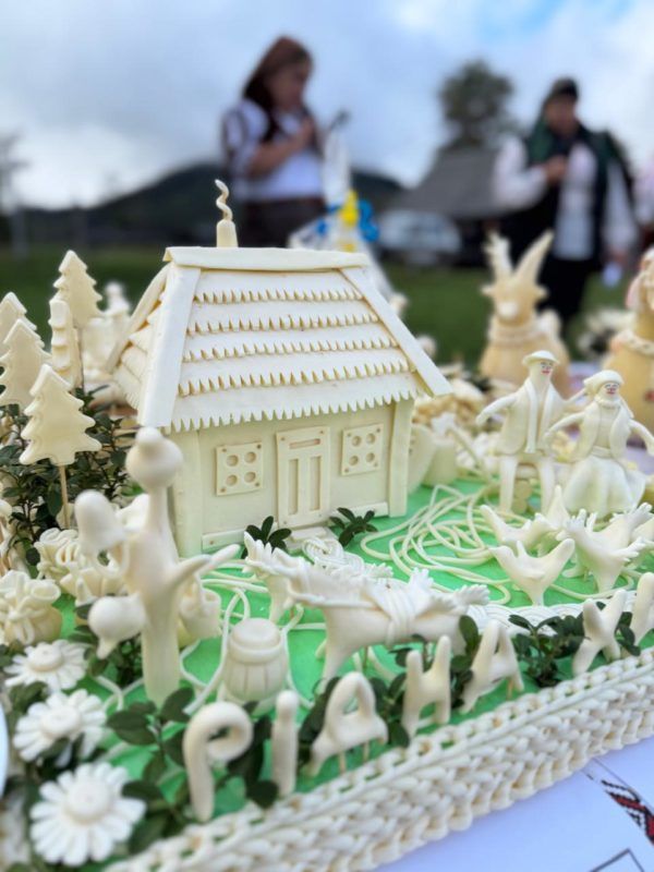 Гуцульська спадщина: на Косівщині провели виставку сирних коників 2