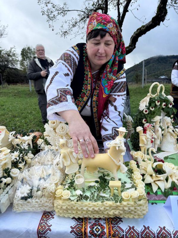 Гуцульська спадщина: на Косівщині провели виставку сирних коників 8
