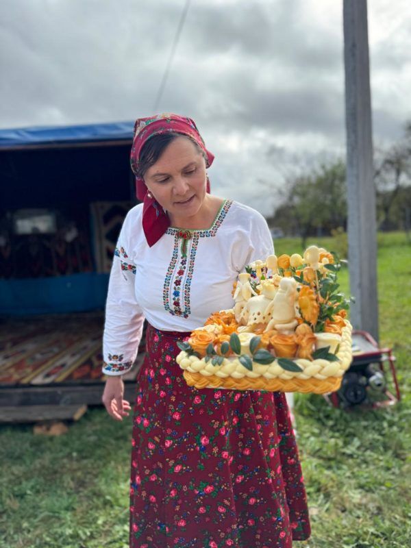 Гуцульська спадщина: на Косівщині провели виставку сирних коників 13