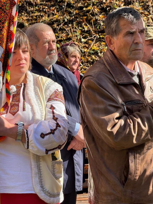 На місці легендарного бою УПА в селі Люча-Рушір освятили монумент повстанської слави 1