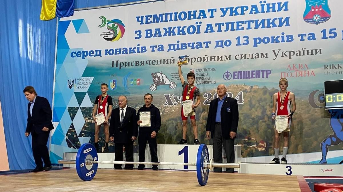 Юні важкоатлети Коломиї привезли 16 медалей з чемпіонату України